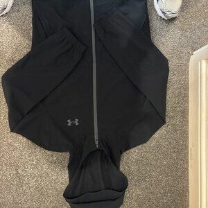 Under Armour Jacket Size YXl
